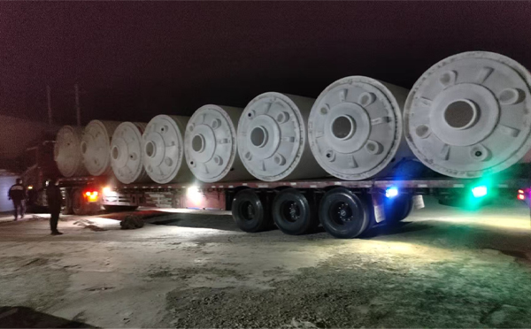 卓尼锥底桶交付现场