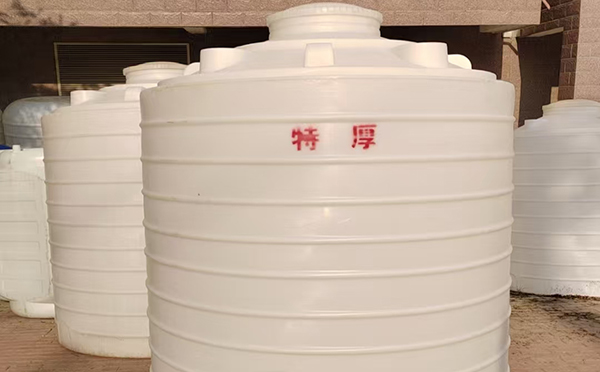 特厚卓尼塑料桶批量交付实录:强化结构应对严苛储运环境 特厚卓尼塑料桶批量交付实录:强化结构应对严苛储运环境